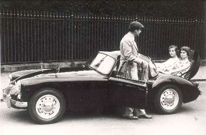 Rumble seat for the MGA