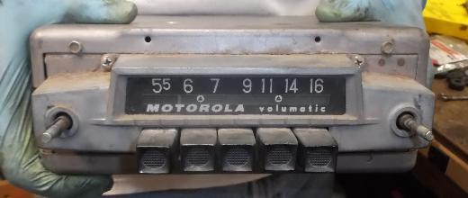 Radio - Motorola Volumatic