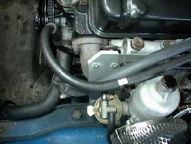Carburetor heat shield