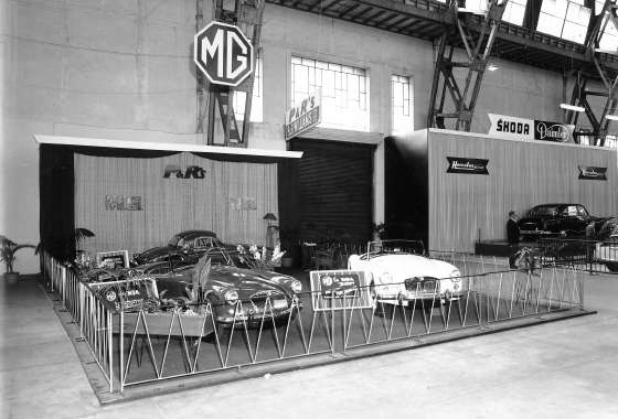 P&R Williams, Sydney, booth at 1958 Sydney Motor Show