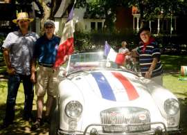 French flag stripes on bonnet